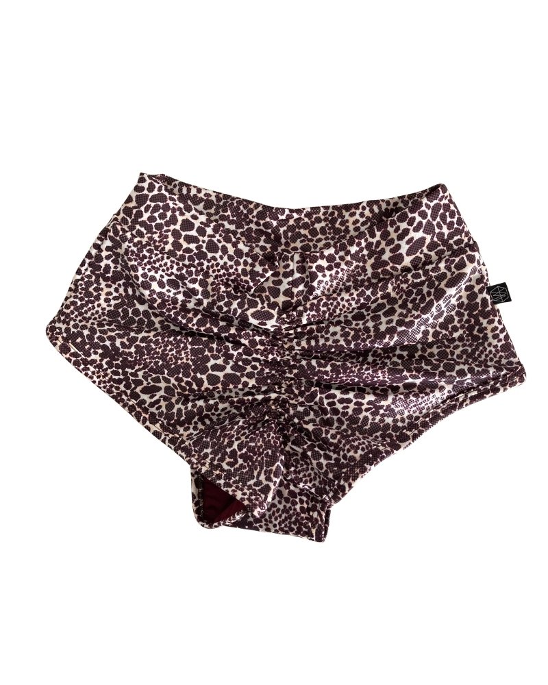 Scarlatta - Short de entrenamiento para Pole - Premium Animal Print - Imagen 2
